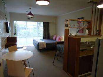 Racecourse Motel Paeroa Exterior foto